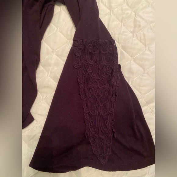 Babydoll top with bell sleeves size XL - Picture 3 of 9